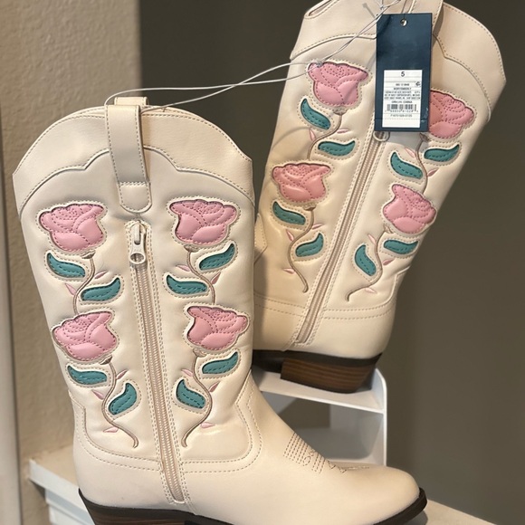 Kids' Emberly Embroidered Western Boots - art class Ivory 5 Girls Mid Calf - Picture 2 of 7
